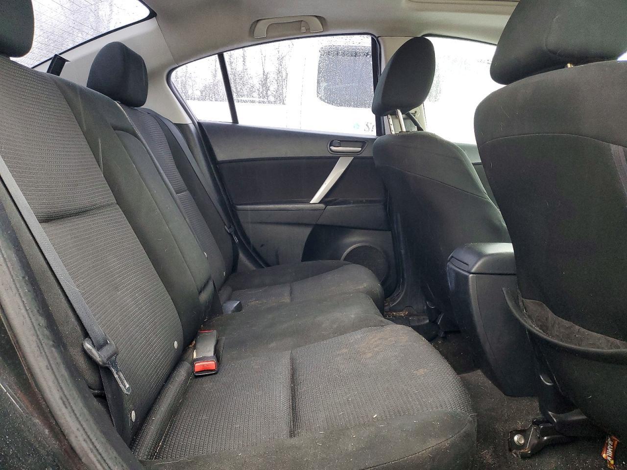 2013 Mazda 3 I