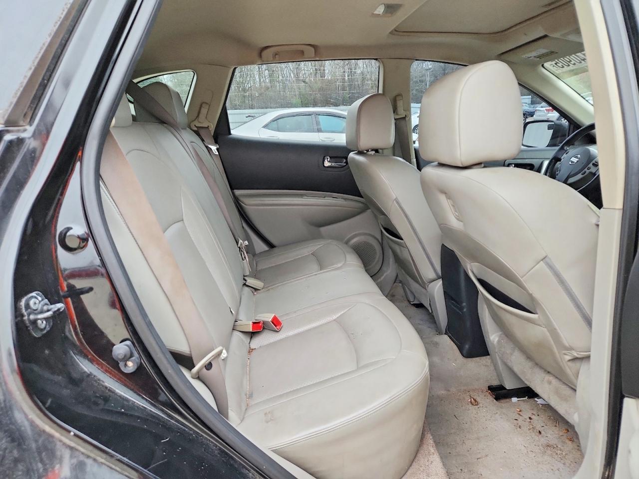 2012 Nissan Rogue s