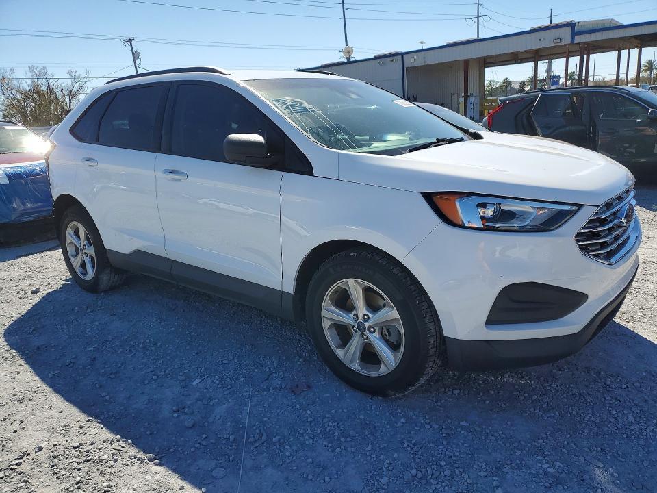 2020 Ford Edge se