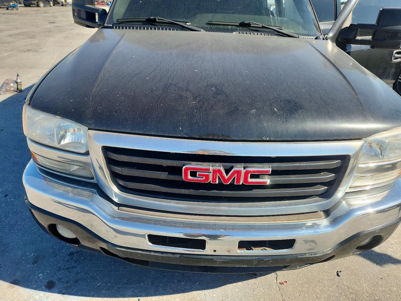 2005 GMC New Sierra C1500