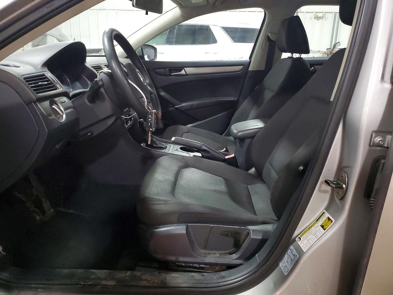 2013 Volkswagen Passat s