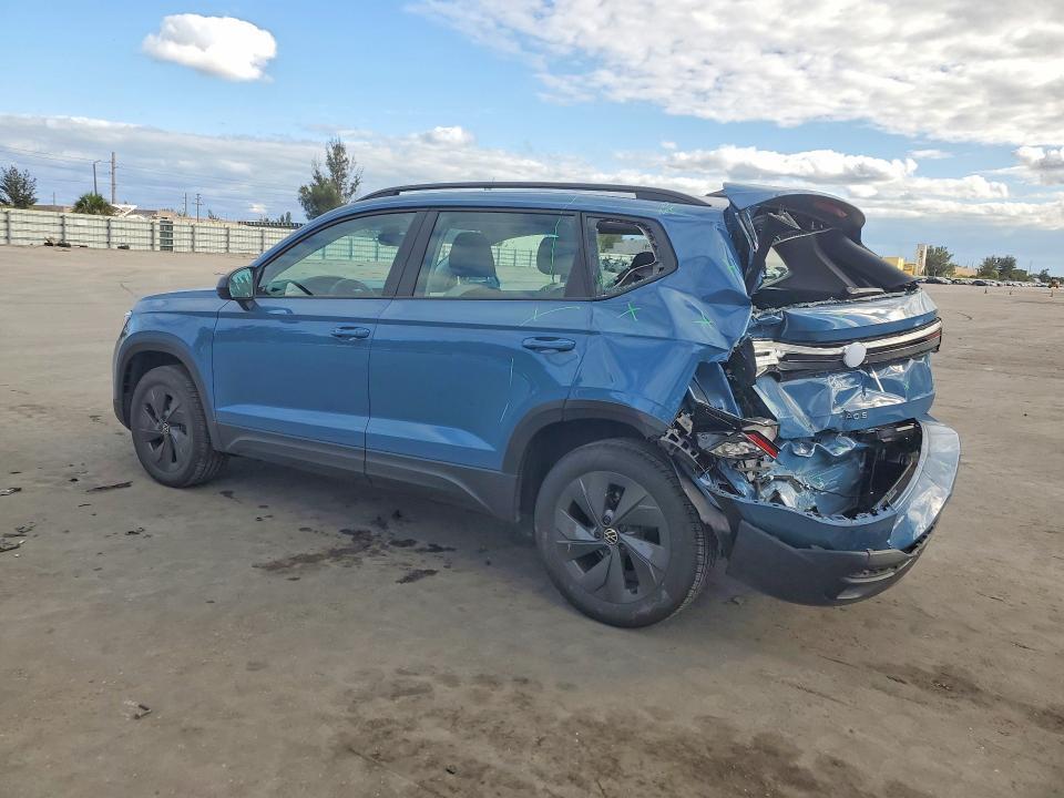 2025 Volkswagen Taos s