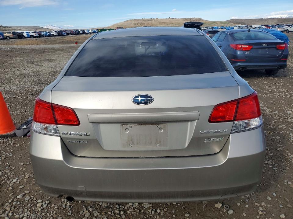 2014 Subaru Legacy 2.5i