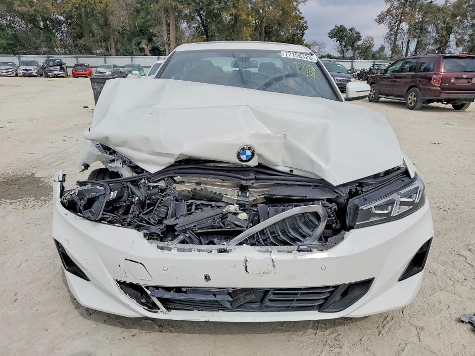 2025 BMW 330i