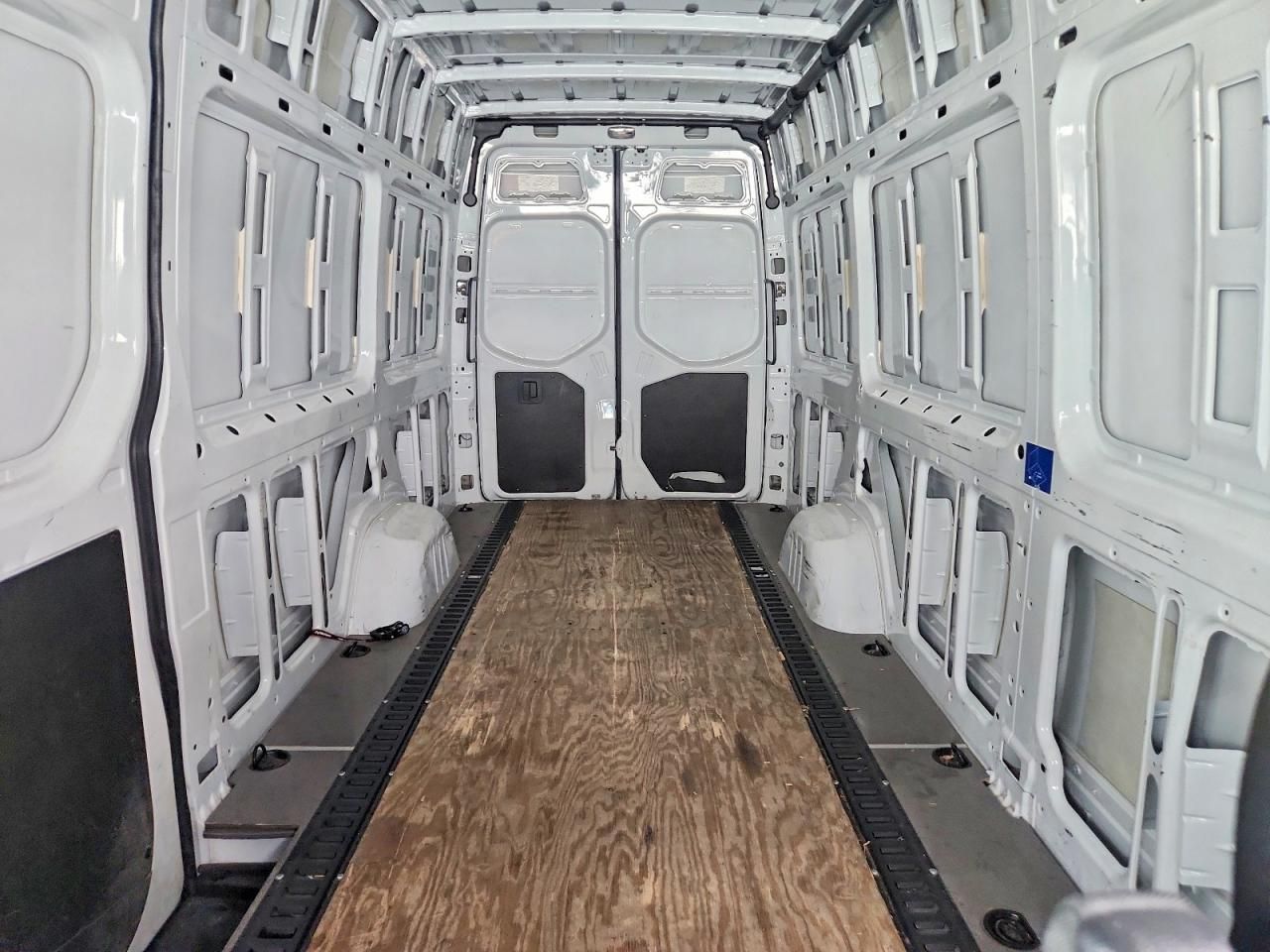 2021 Mercedes-Benz Sprinter 2500