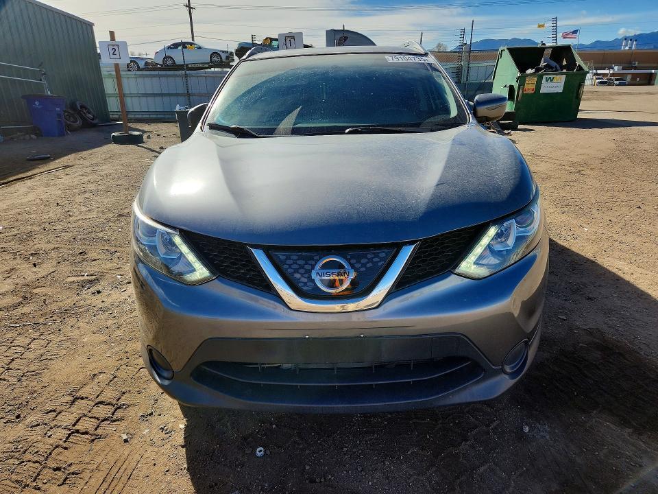 2018 Nissan Rogue Sport sv
