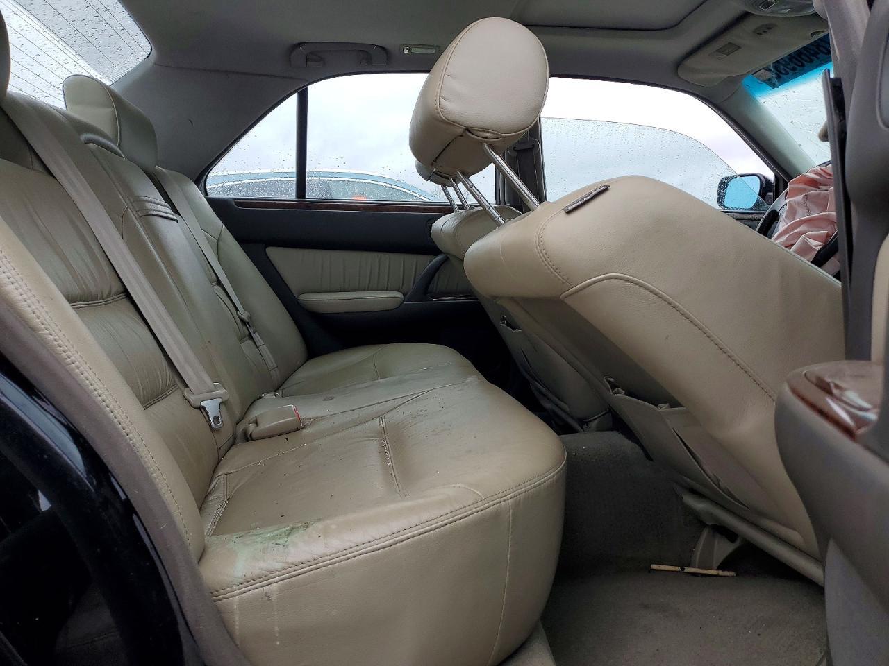 2000 Infiniti Q45 Base