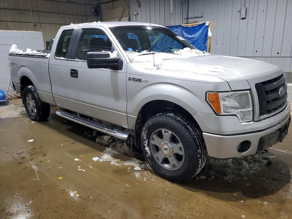 2010 Ford F150 Super cab