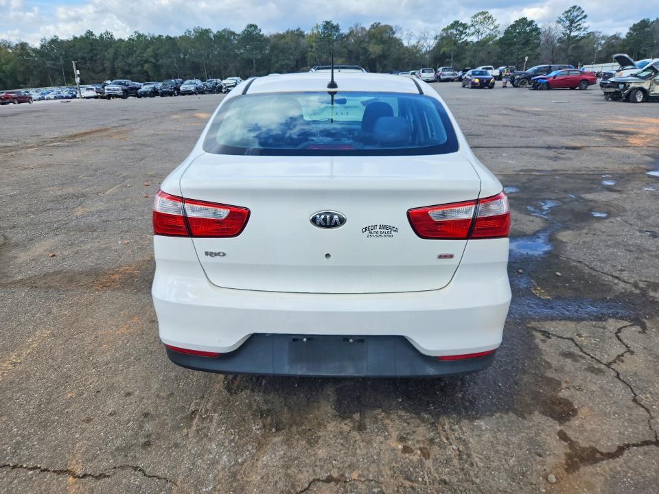 2016 KIA Rio lx