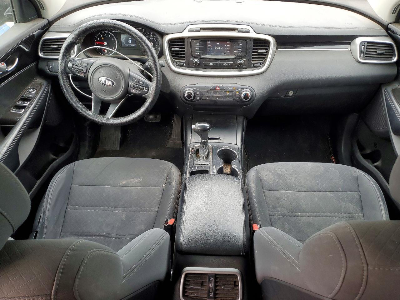 2017 KIA Sorento lx