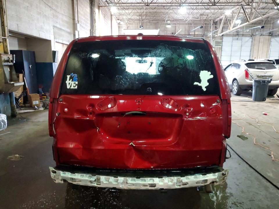 2016 Chrysler Town & Country Touring l