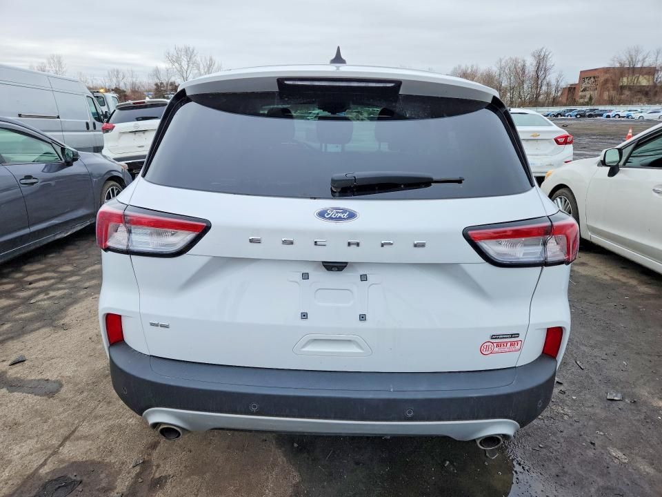 2021 Ford Escape se