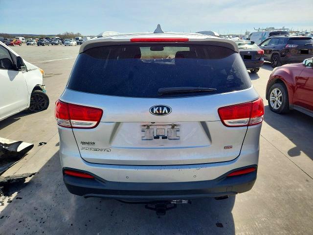 2016 KIA Sorento lx