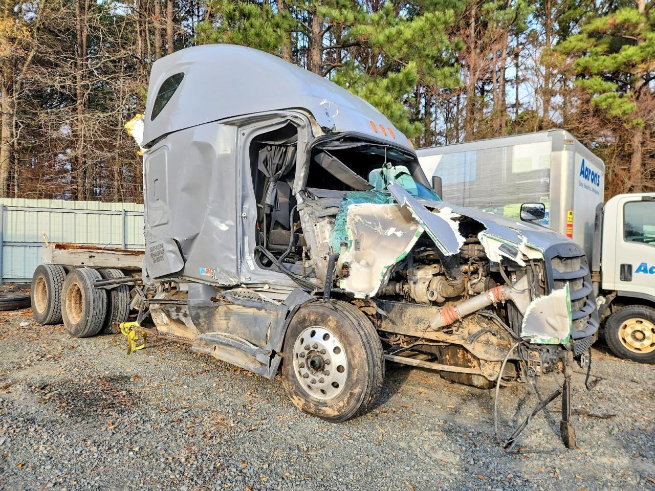 2020 Freigliner 2020 Freightliner Cascadia Semi Truck