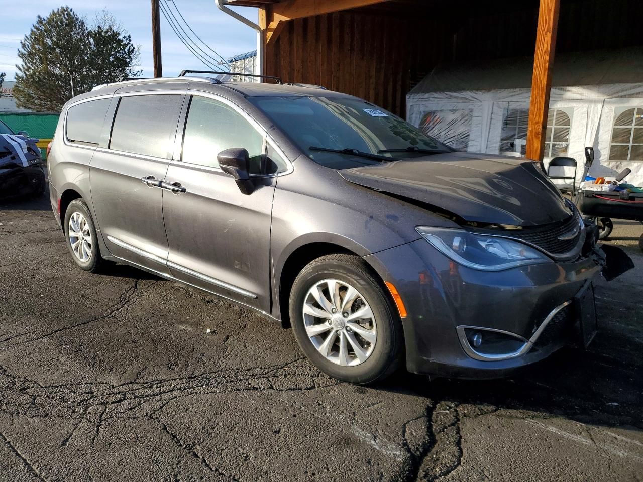 2019 Chrysler Pacifica Touring l