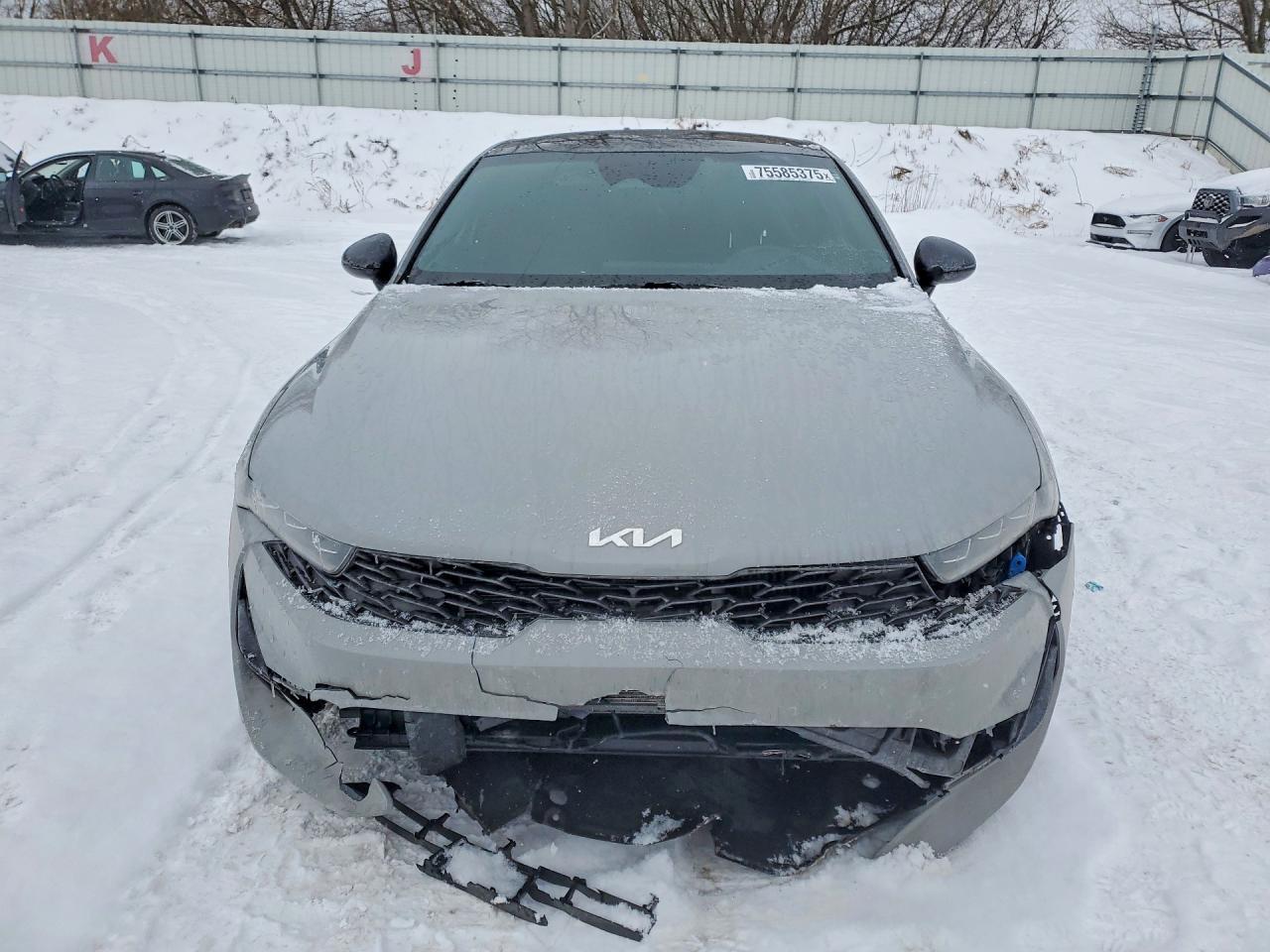 2022 KIA K5 gt Line