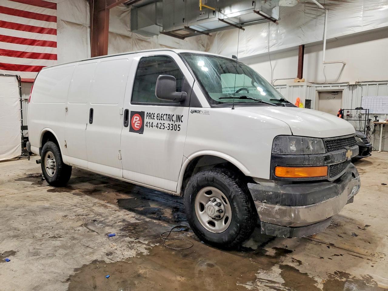 2018 Chev Rolet Express 3500 Utility / Service Van
