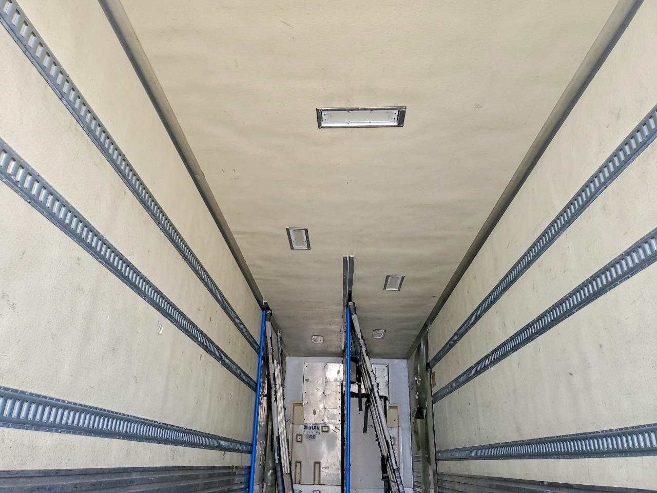 2015 Utility VS2RA Refrigerated Van Trailer