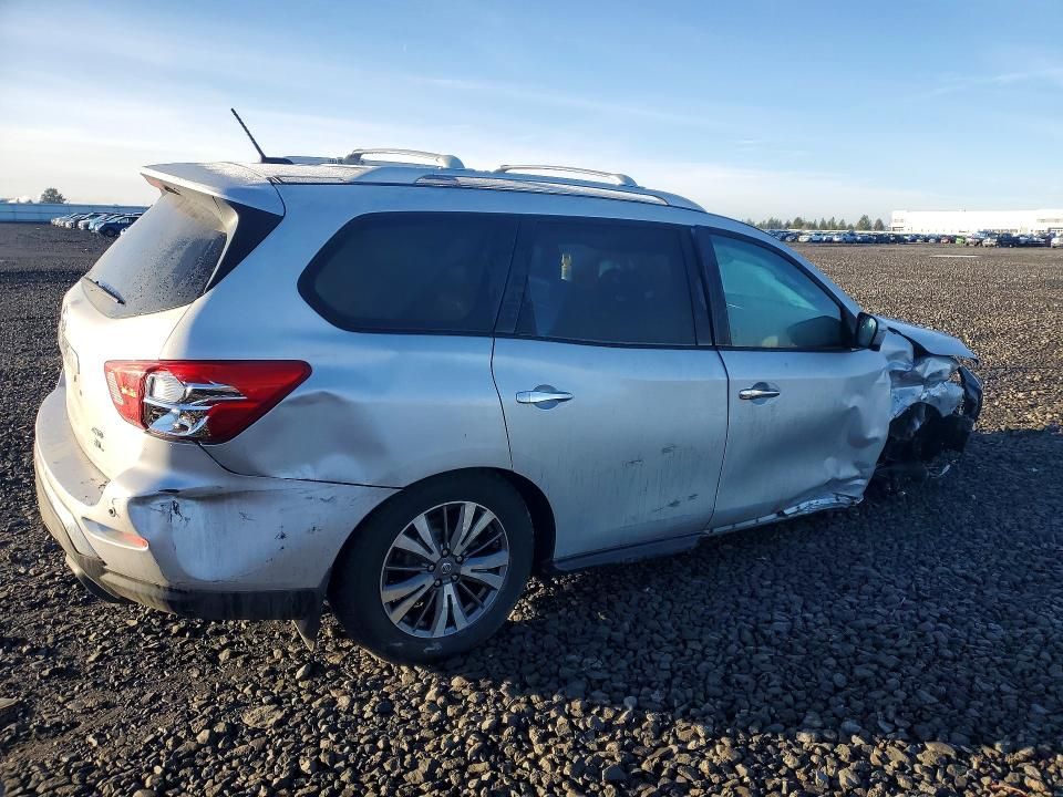 2017 Nissan Pathfinder s
