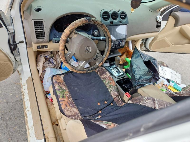 2011 Nissan Altima Base