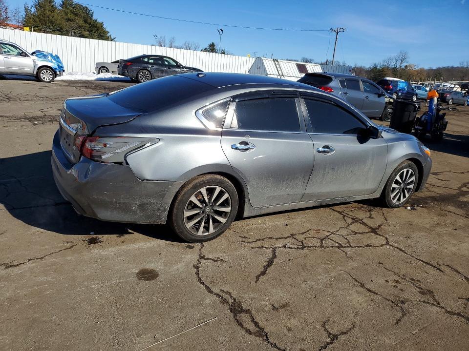 2018 Niss Altima 2.5