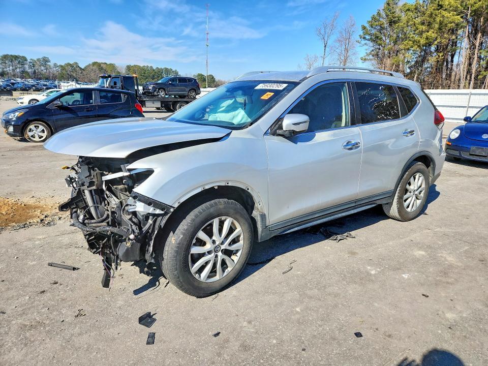 2019 Nissan Rogue sv