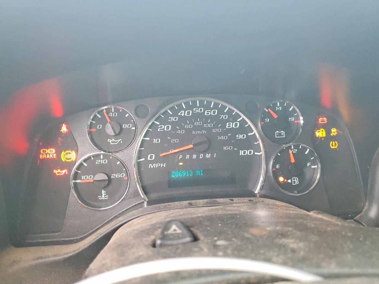 2011 GMC Savana G2500 Utility / Service Van