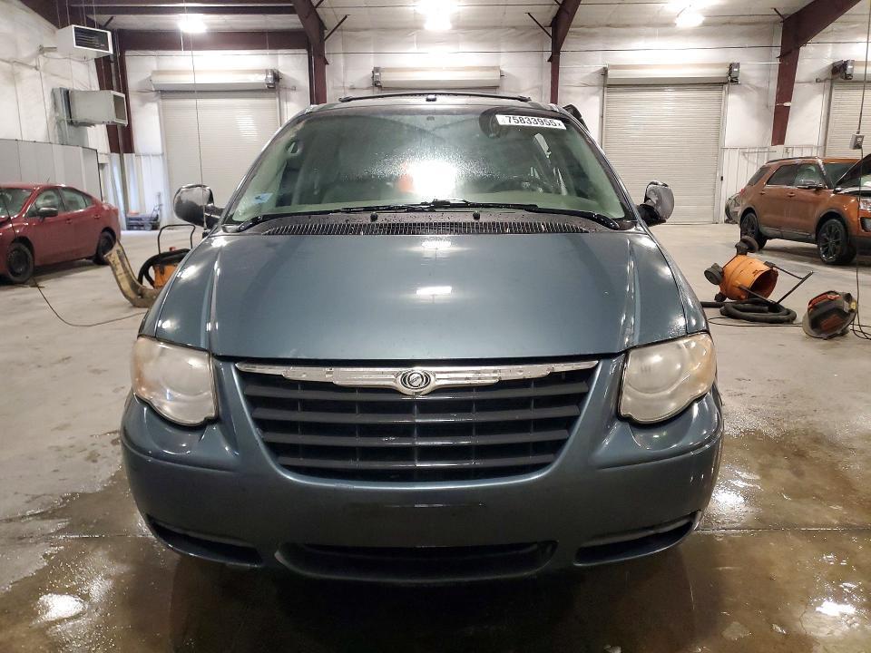 2007 Chrysler Town & Country Touring