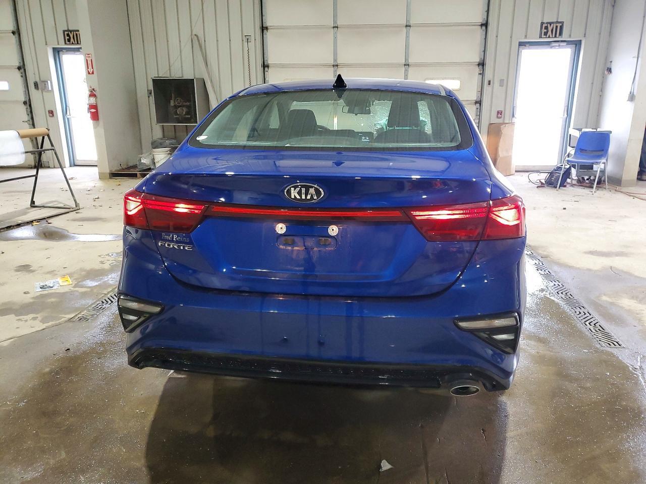 2021 KIA Forte fe