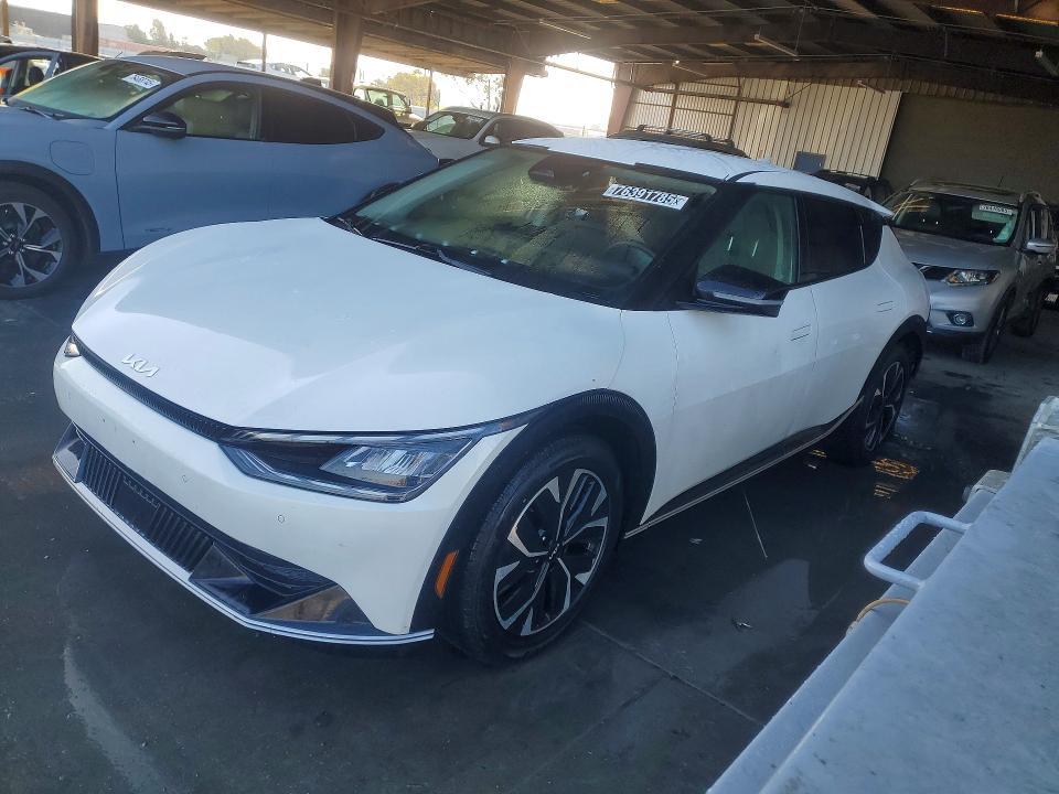 2024 KIA EV6 Wind