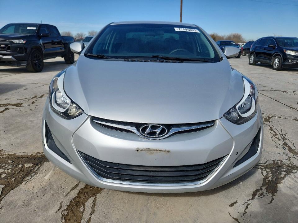 2016 Hyundai Elantra se