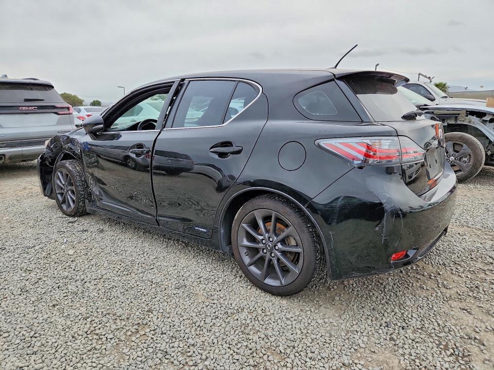 2013 Lexus Ct 200h Base
