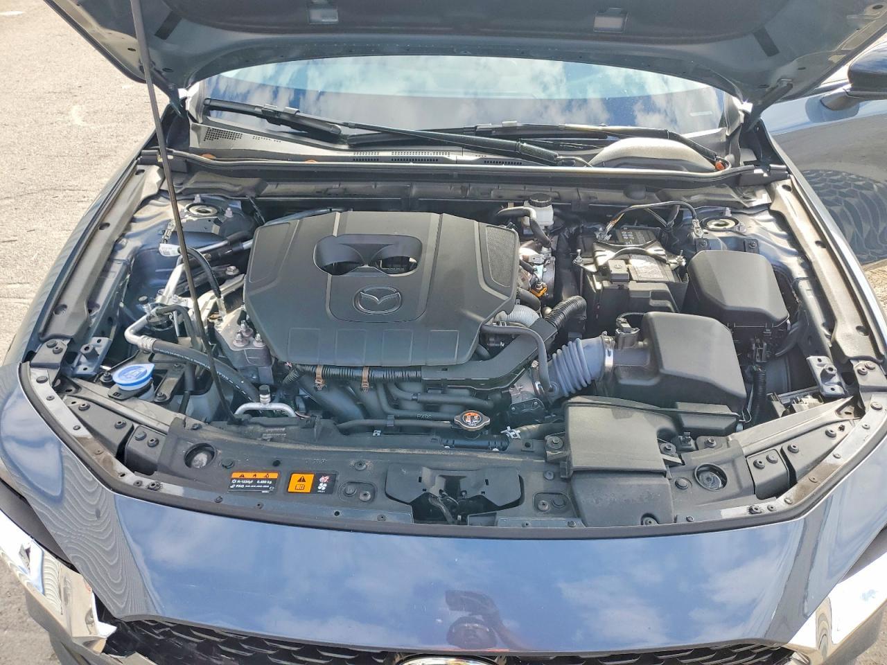 2023 Mazda 3 Preferred