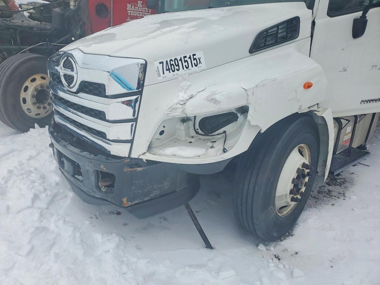 2023 Hino L6 Refrigerated BOX Truck