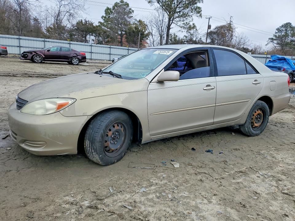 2003 Toyota Camry le