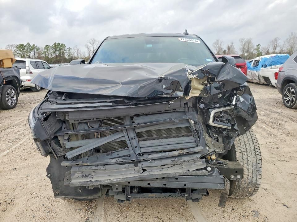 2023 Chevrolet Suburban C1500 lt