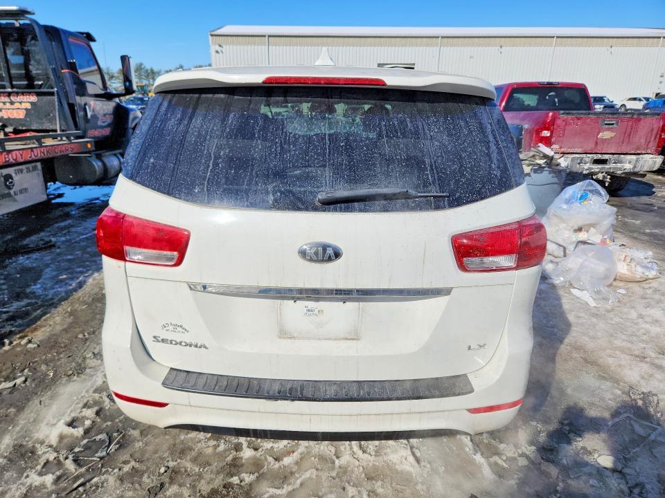 2018 KIA Sedona lx