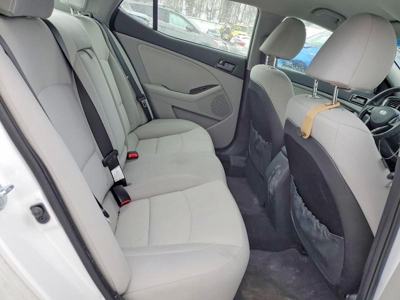 2012 KIA Optima lx