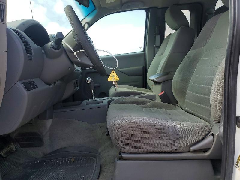 2015 Nissan Frontier S