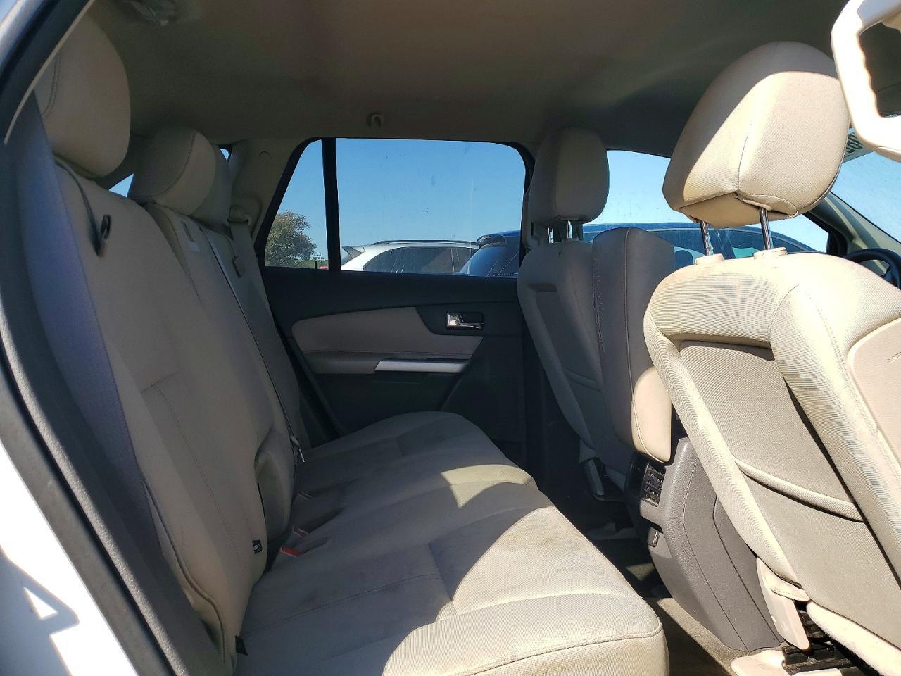 2013 Ford Edge se