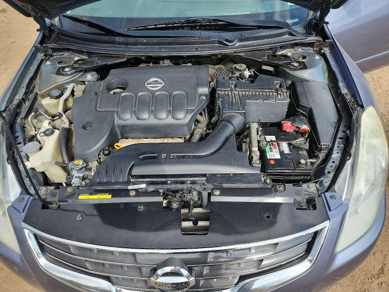 2011 Nissan Altima Base