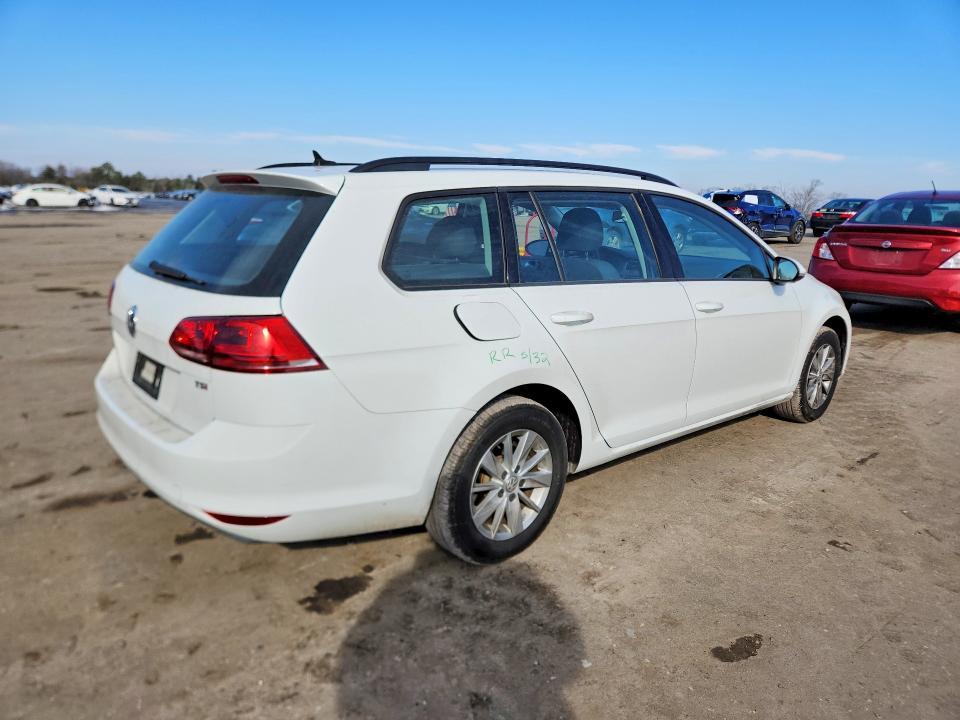 2016 Volkswagen Golf Sportwagen s
