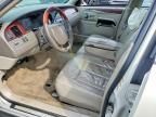 2005 Lincoln Town car Signature Limited