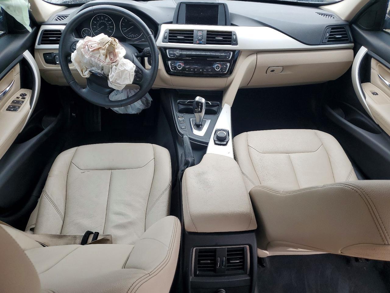 2017 BMW 320 i