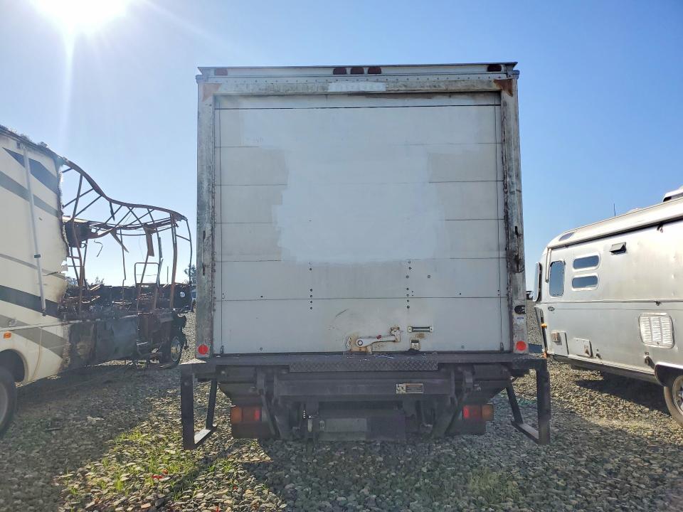 2012 Isuzu NPR HD BOX Truck