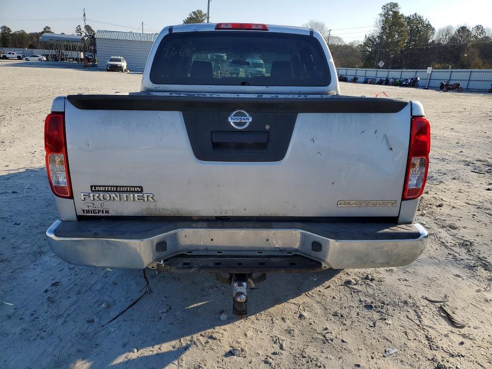2014 Nissan Frontier s