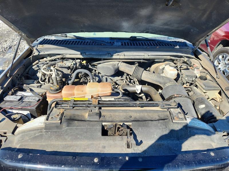 2000 Ford Excursion xlt