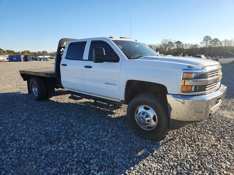 2015 Chevrolet Silverado Flatbed Truck