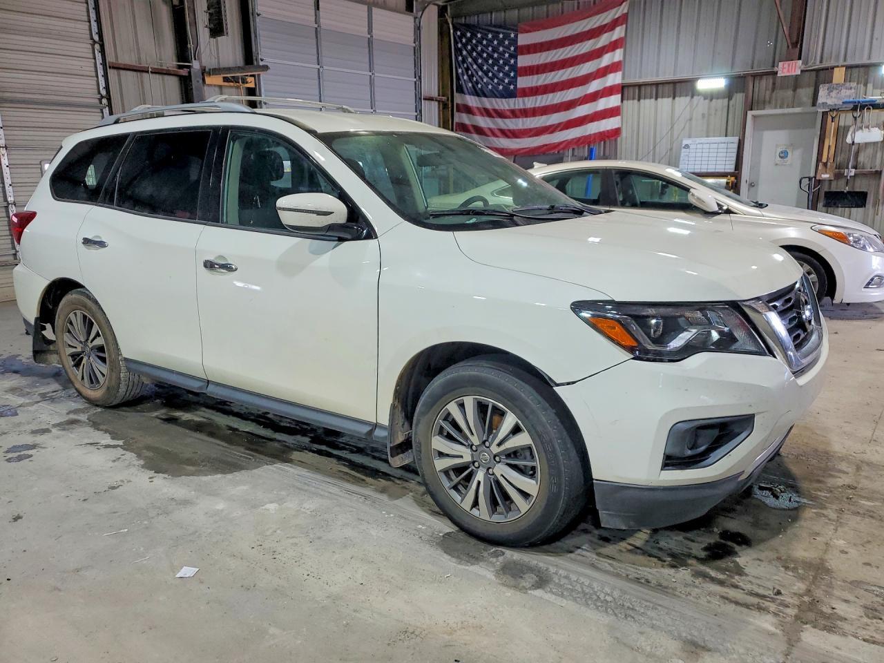 2020 Nissan Pathfinder s