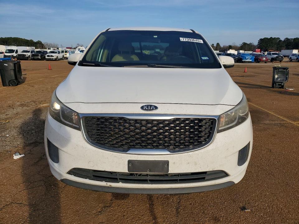 2015 KIA Sedona lx